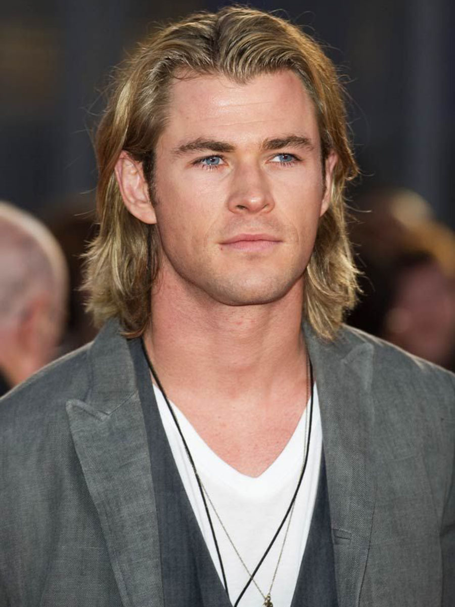 male celebrities with long hair _Chris Hemsworth